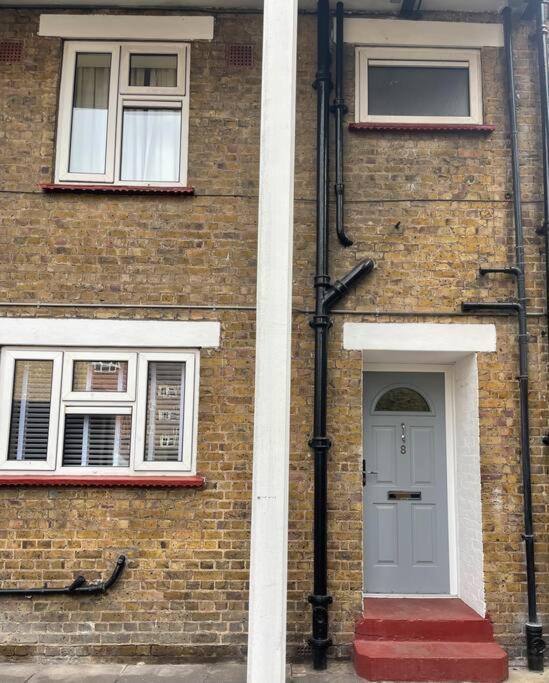 Newly Refurbished Apartment, Near Station & River London Exterior foto